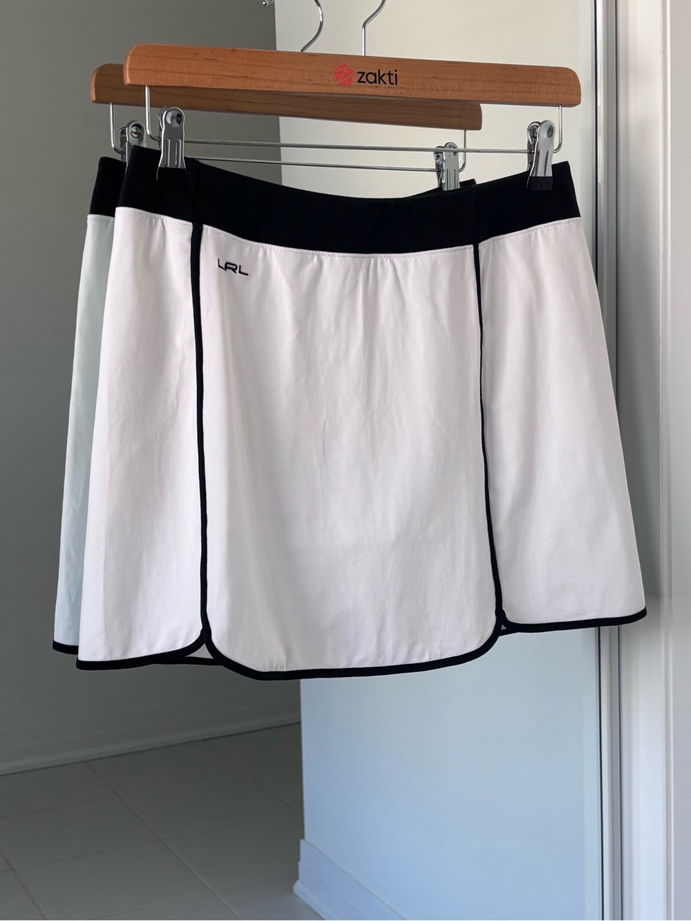 Ralph Lauren Skirt in White W/ Black Trim *Built In Shorts